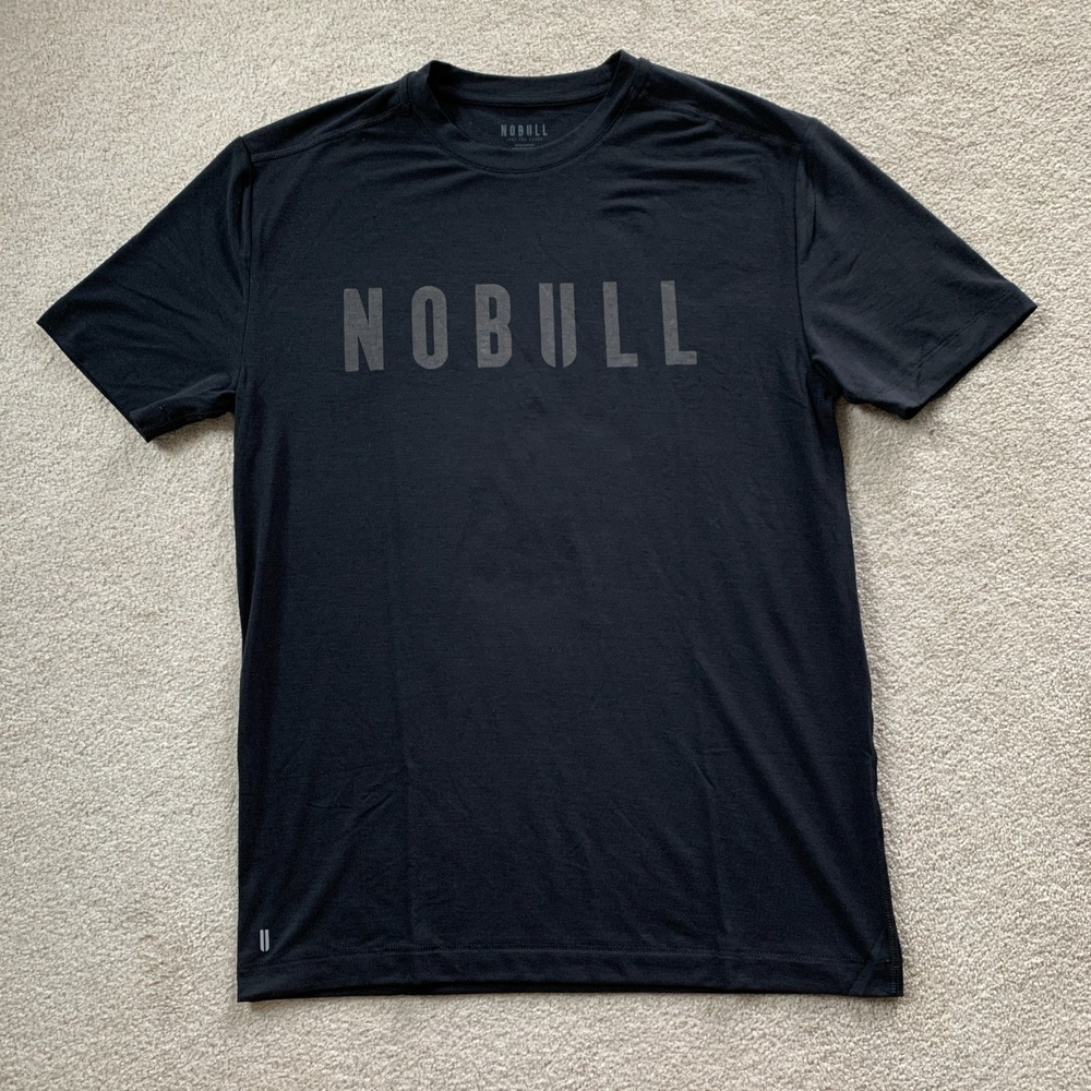 NEW Nobull Shirt Mens M Black/Gray Stretchy Gym Lifting Workout Training Muscle